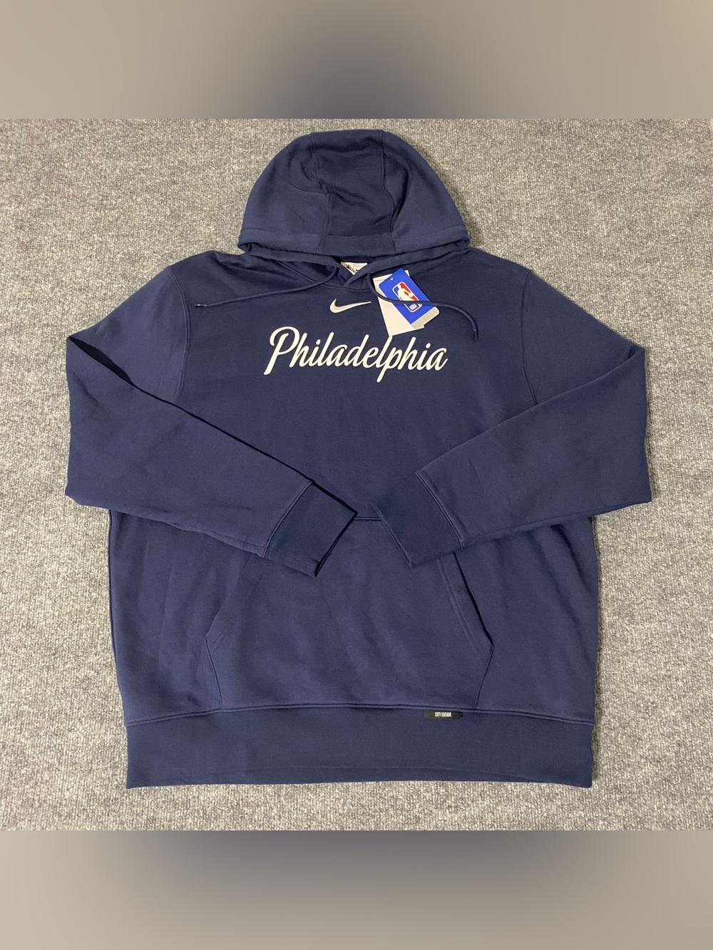 Nike Philadelphia 76ers Essential City Edition Remix Club Hoodie Men’s 2XL NWT